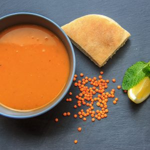 Creamy red lentil-leek soup